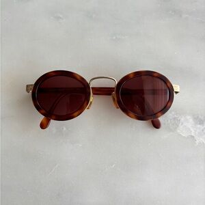 Vintage Giorgio Armani Tortoiseshell Round Sunglasses Italy 631 890